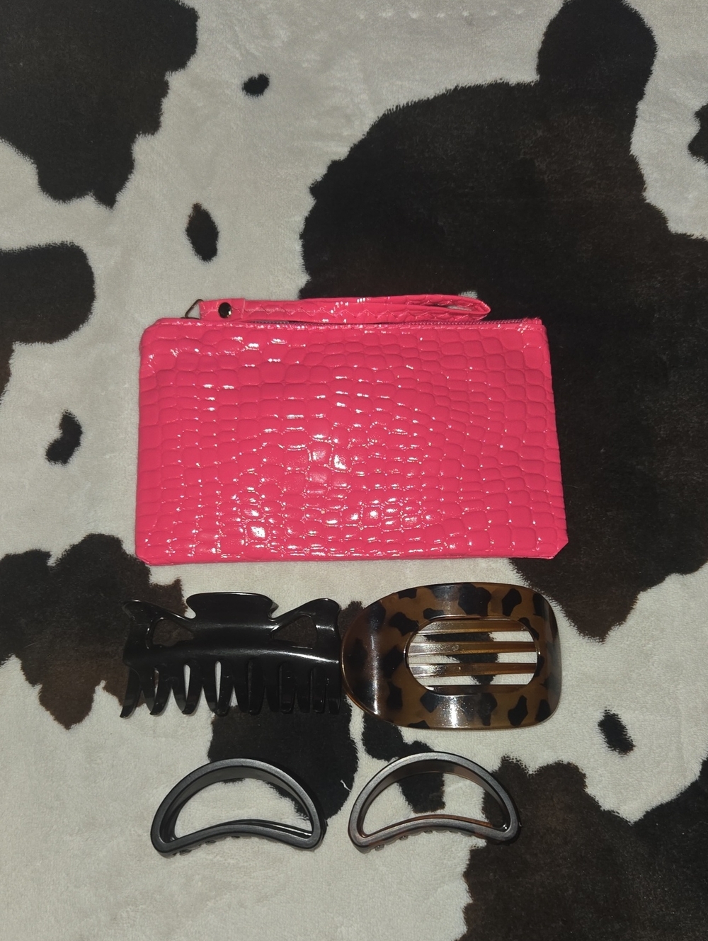 Women's Hot Pink Croc-Embossed Wristlet Clutch With Claw Clips